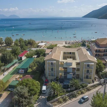 Cosmos Hotel Vasiliki (Lefkada)