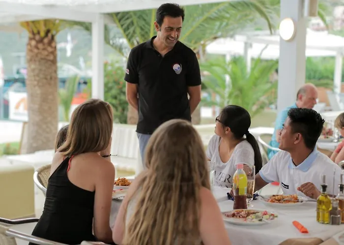 Cosmos 3* Vasiliki (Lefkada)