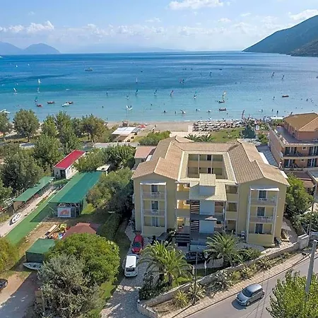 Hotel Cosmos