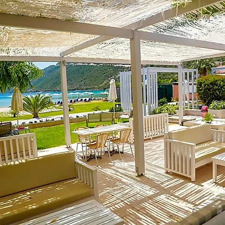 Cosmos Hotel Vasiliki (Lefkada)