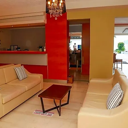 Cosmos Hotel 3*